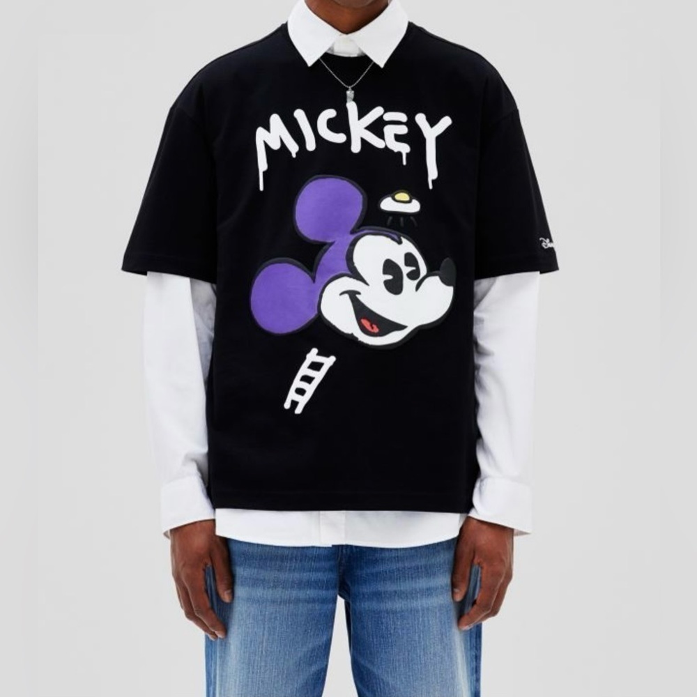 Disney100 x H&M Large T Shirt